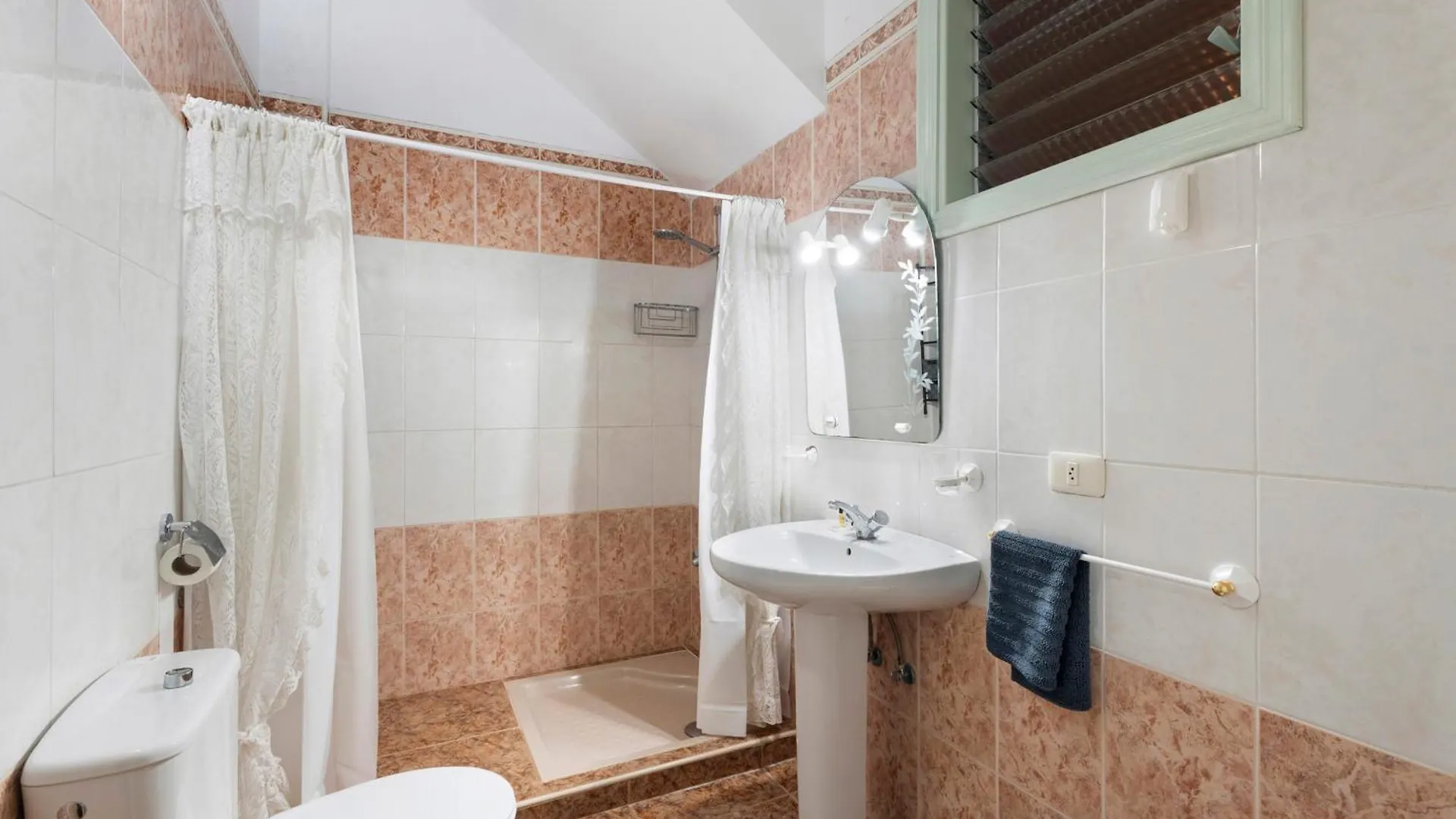 Дом отдыха Casa Rural Paula By Paramount Holidays Arico